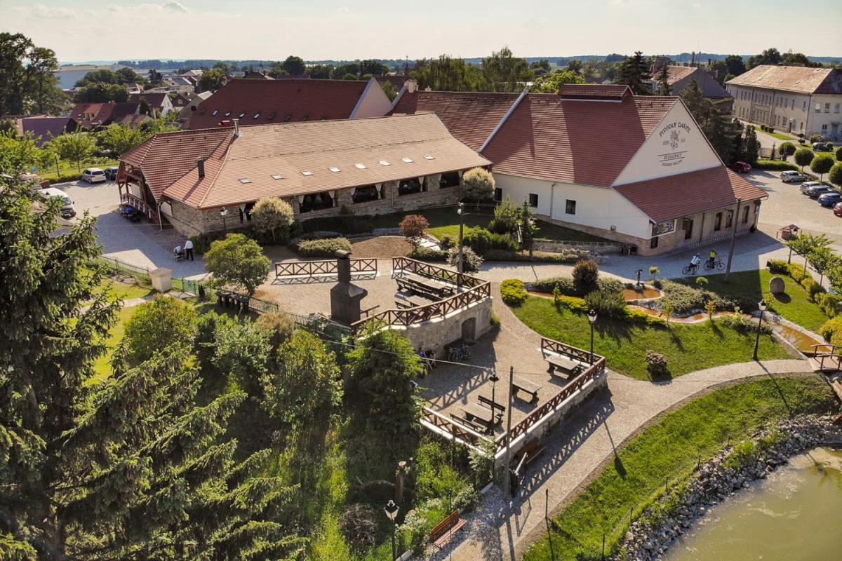 Penzion Dasicke Sklepy Dasice Exterior foto